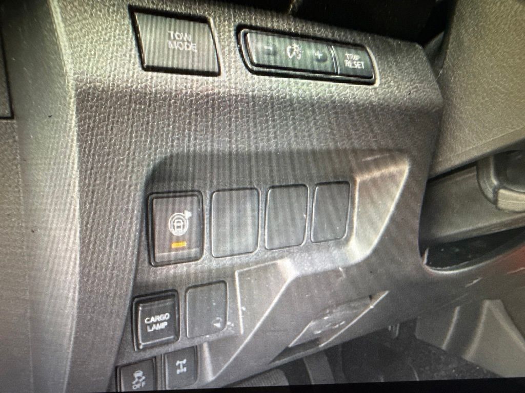 Thumbnail: 2026 Nissan Frontier - 21