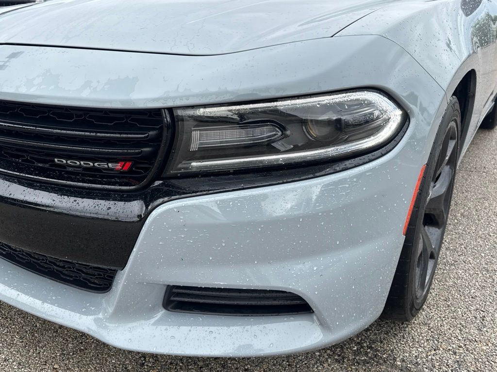 Thumbnail: 2020 Dodge Charger - 17