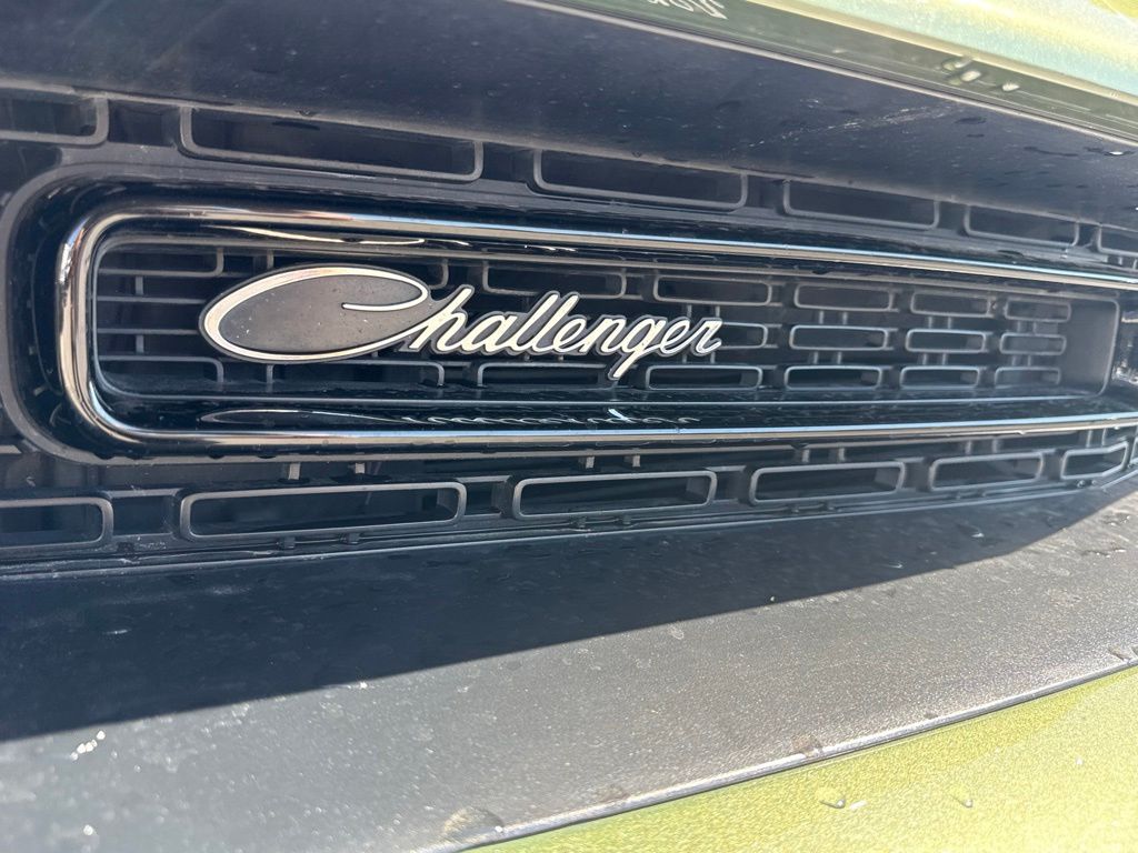 Thumbnail: 2022 Dodge Challenger - 7