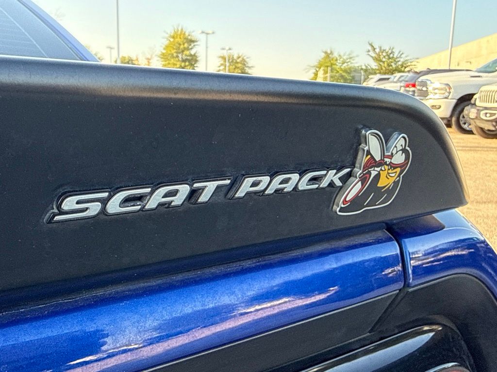 Thumbnail: 2022 Dodge Challenger - 7