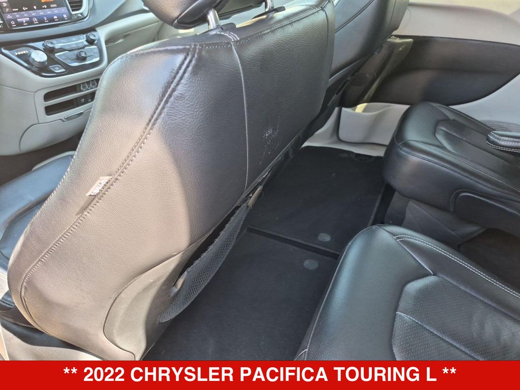 Thumbnail: 2022 Chrysler Pacifica - 11