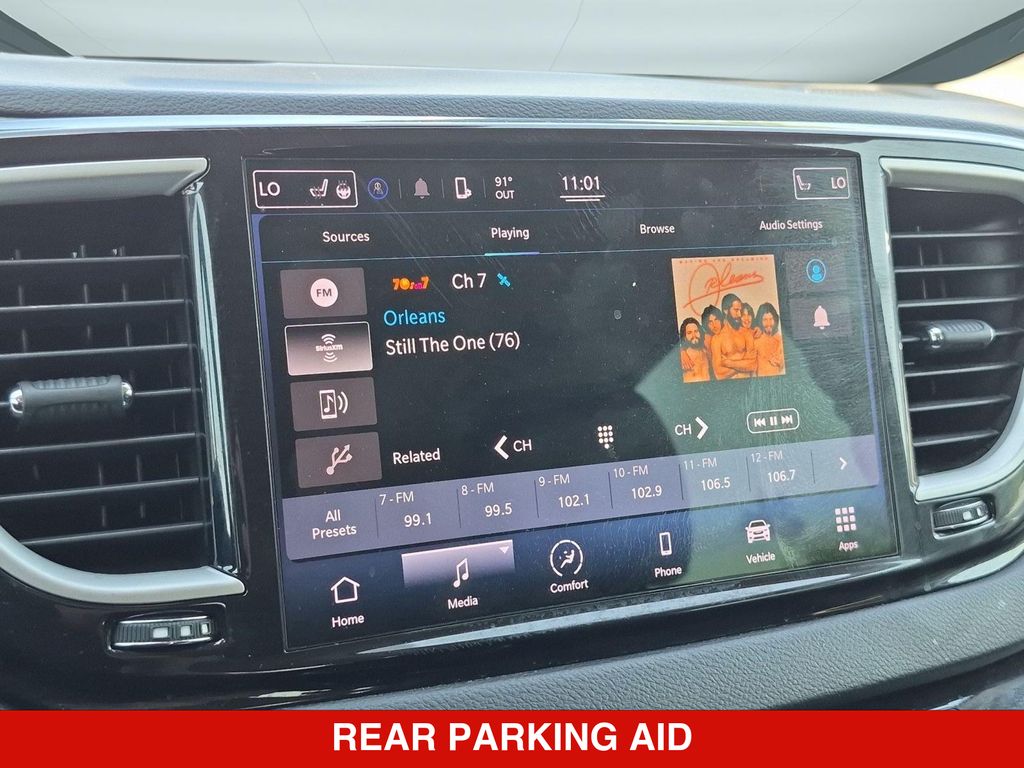 Thumbnail: 2022 Chrysler Pacifica - 13