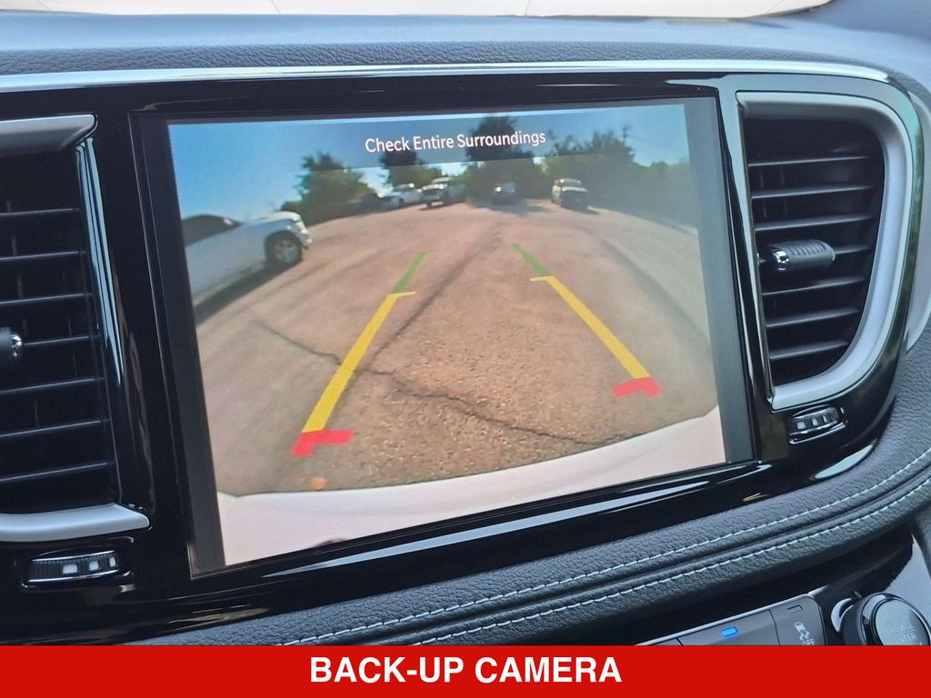 Thumbnail: 2027 Chrysler Pacifica - 26