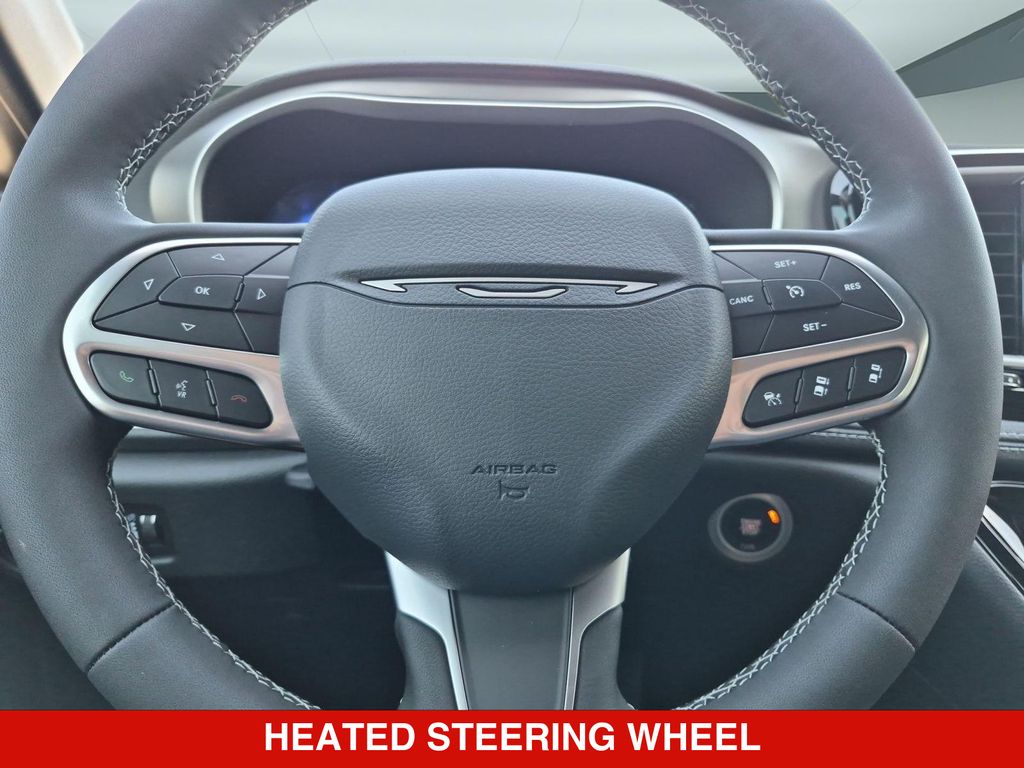 Thumbnail: 2027 Chrysler Pacifica - 22