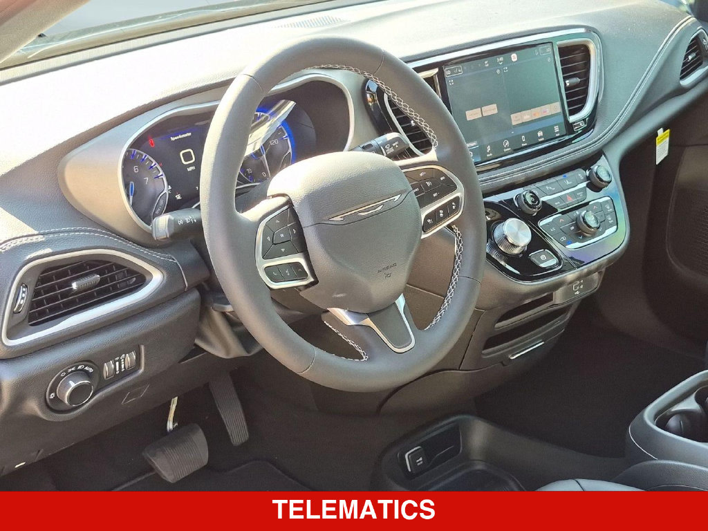 Thumbnail: 2027 Chrysler Pacifica - 2
