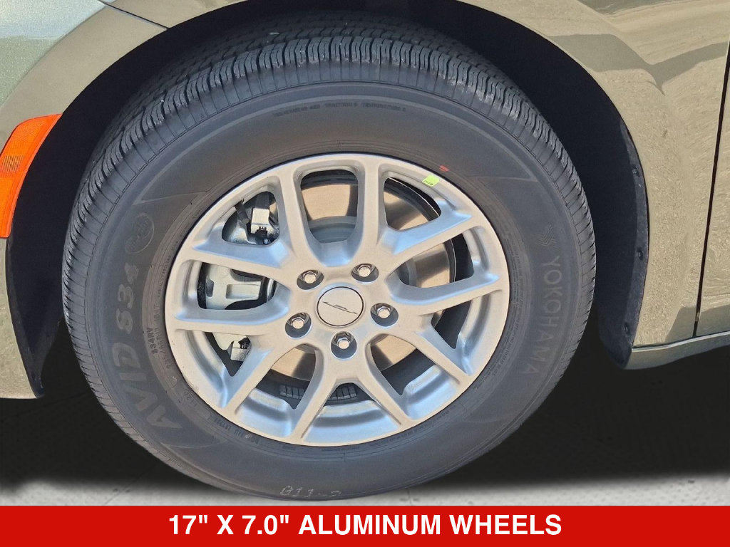 Thumbnail: 2027 Chrysler Pacifica - 8