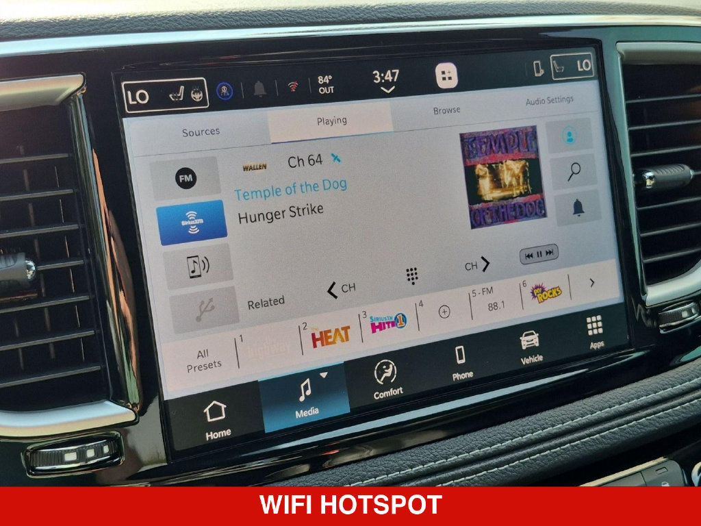 Thumbnail: 2027 Chrysler Pacifica - 14