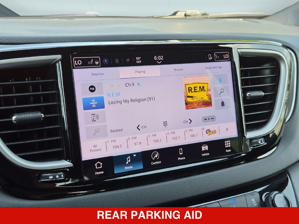 Thumbnail: 2025 Chrysler Pacifica - 12