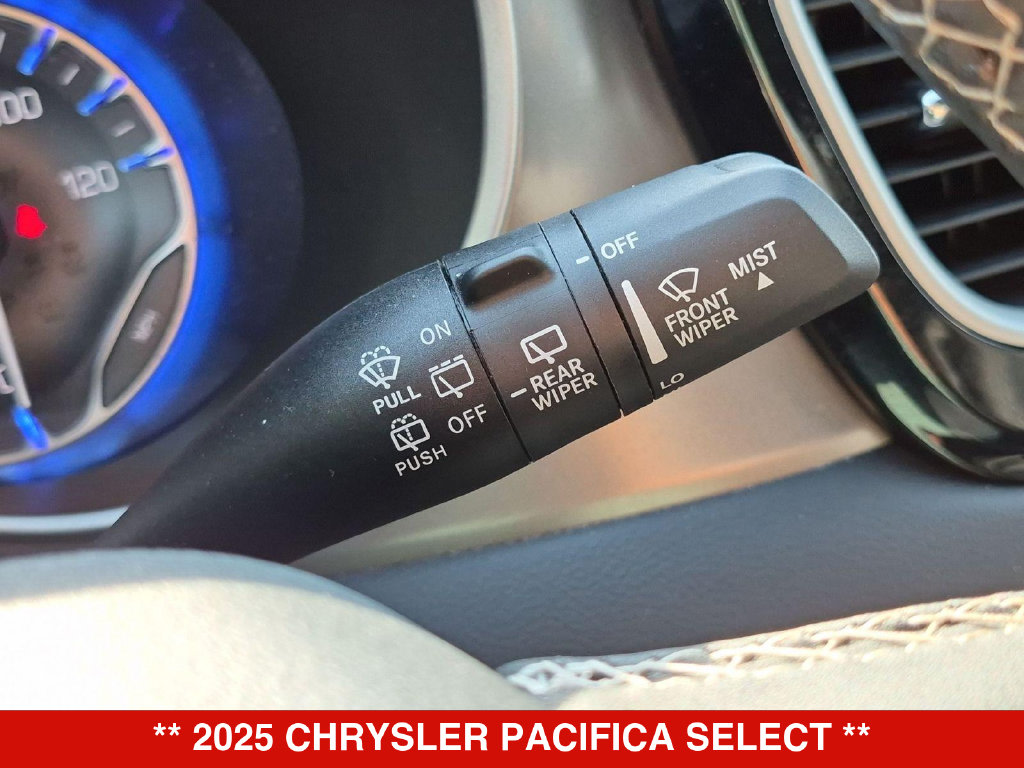 Thumbnail: 2025 Chrysler Pacifica - 16