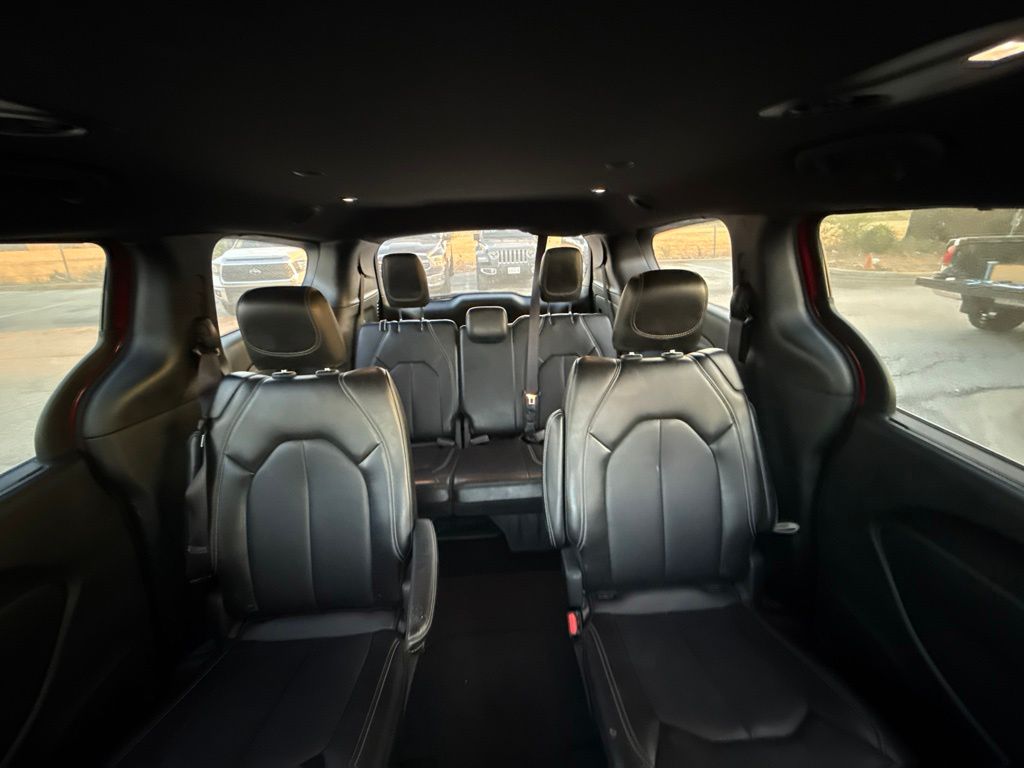 Thumbnail: 2025 Chrysler Pacifica - 19