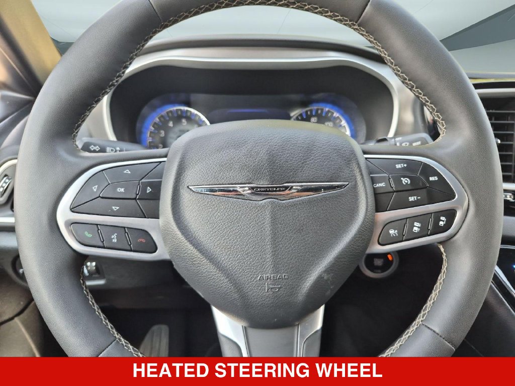 Thumbnail: 2025 Chrysler Pacifica - 12