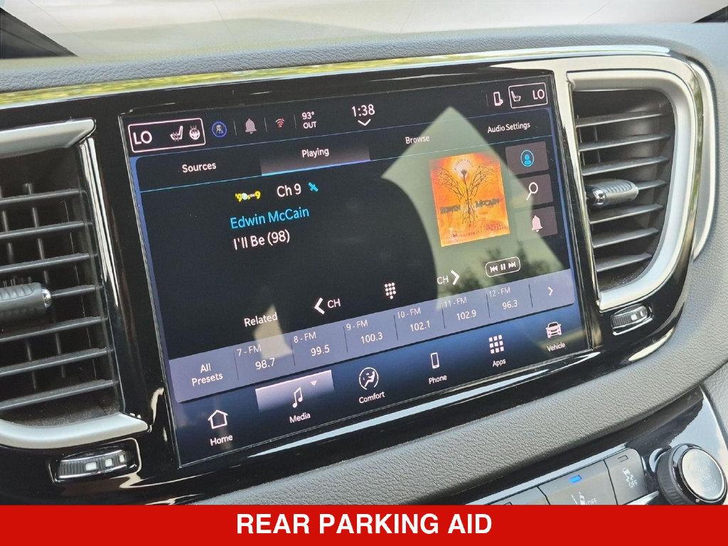 Thumbnail: 2025 Chrysler Pacifica - 13