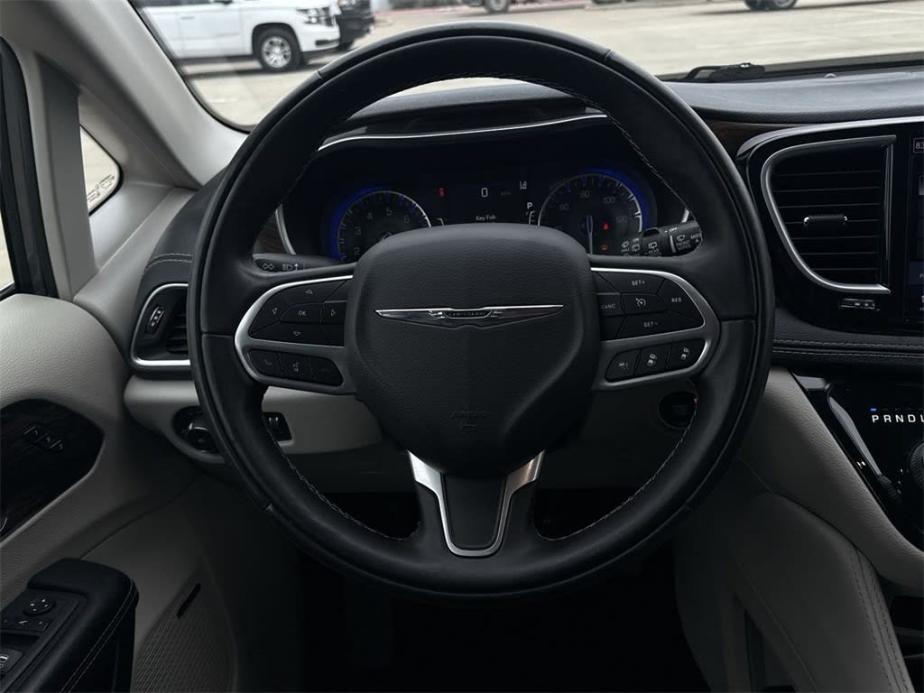 2022 Chrysler Pacifica Limited 14