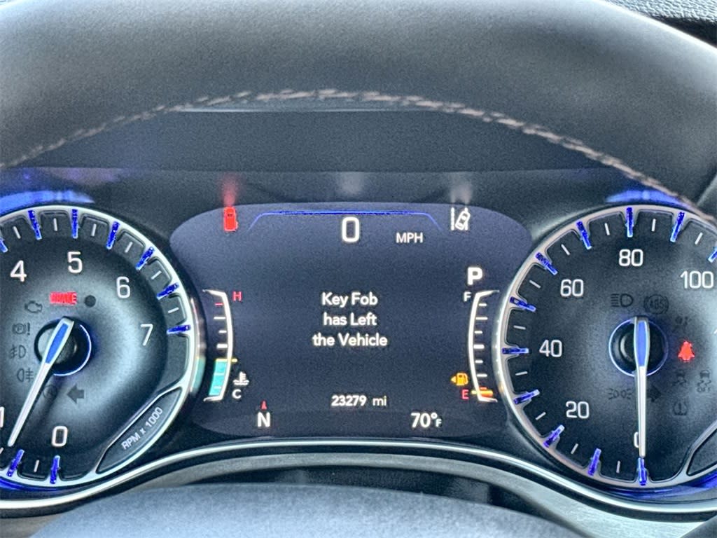 Thumbnail: 2024 Chrysler Pacifica - 16