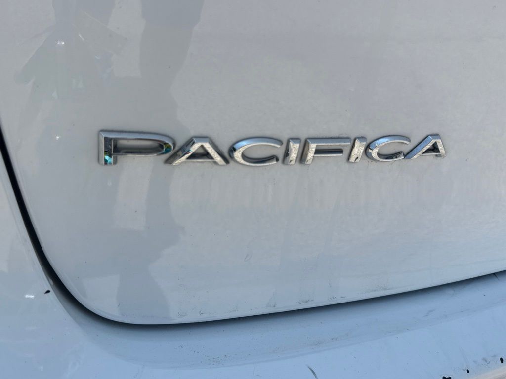 Thumbnail: 2024 Chrysler Pacifica - 7