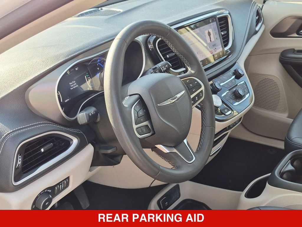 Thumbnail: 2024 Chrysler Pacifica - 2
