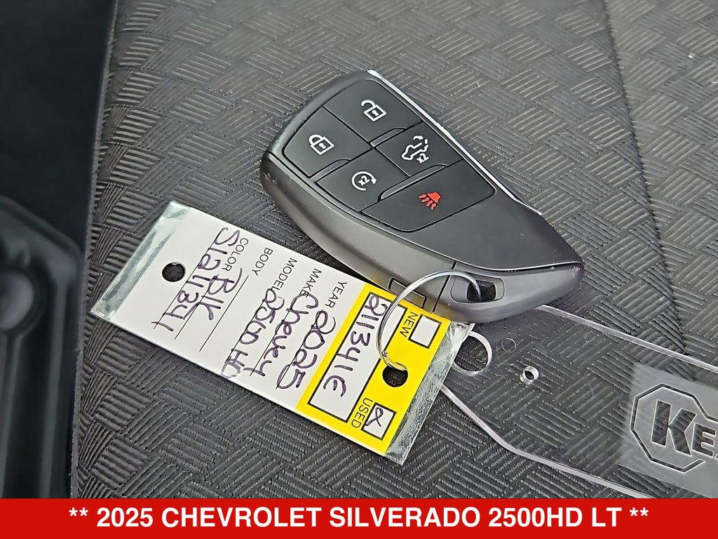 Thumbnail: 2025 Chevrolet Silverado 2500 - 16