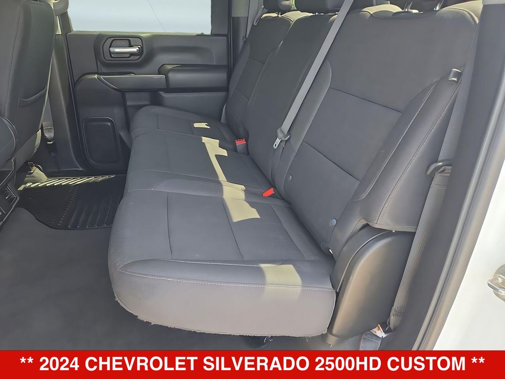 Thumbnail: 2024 Chevrolet Silverado 2500 - 12