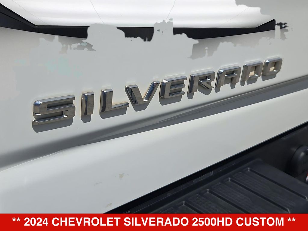 Thumbnail: 2024 Chevrolet Silverado 2500 - 6
