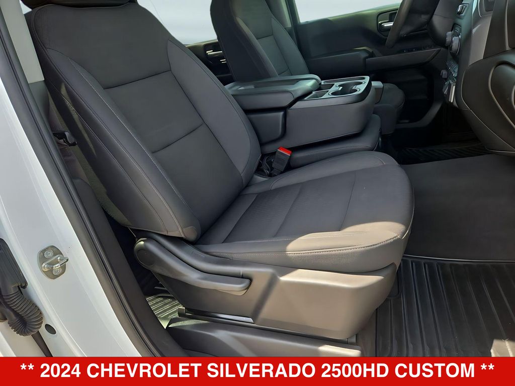 Thumbnail: 2024 Chevrolet Silverado 2500 - 11
