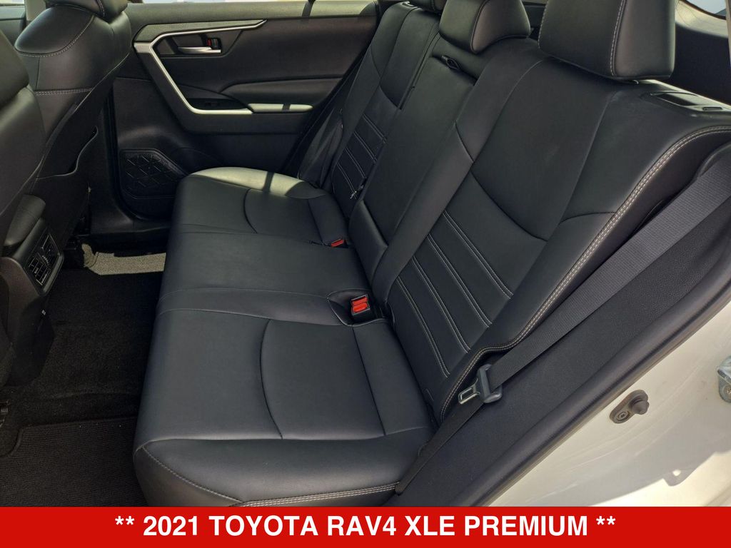 Thumbnail: 2021 Toyota RAV4 - 27