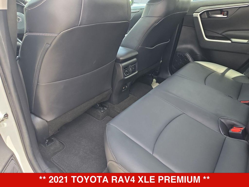 Thumbnail: 2021 Toyota RAV4 - 13