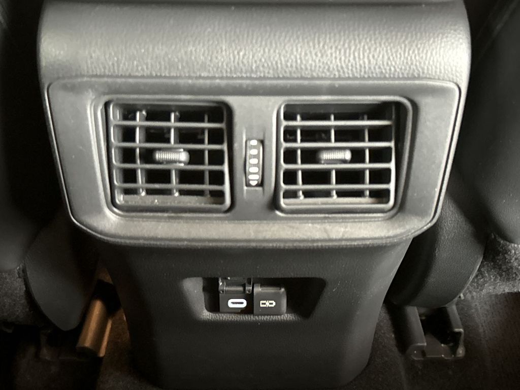 Thumbnail: 2023 Toyota RAV4 - 23