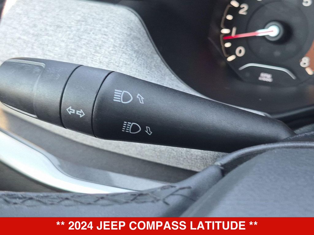 Thumbnail: 2024 Jeep Compass - 29