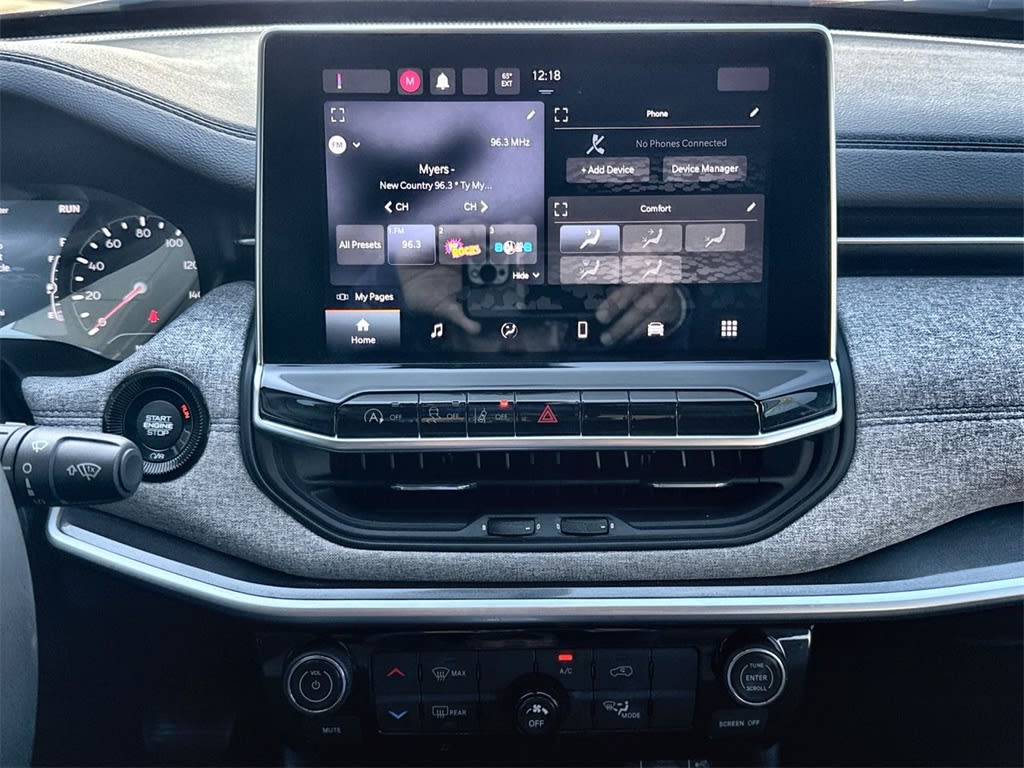 Thumbnail: 2023 Jeep Compass - 14