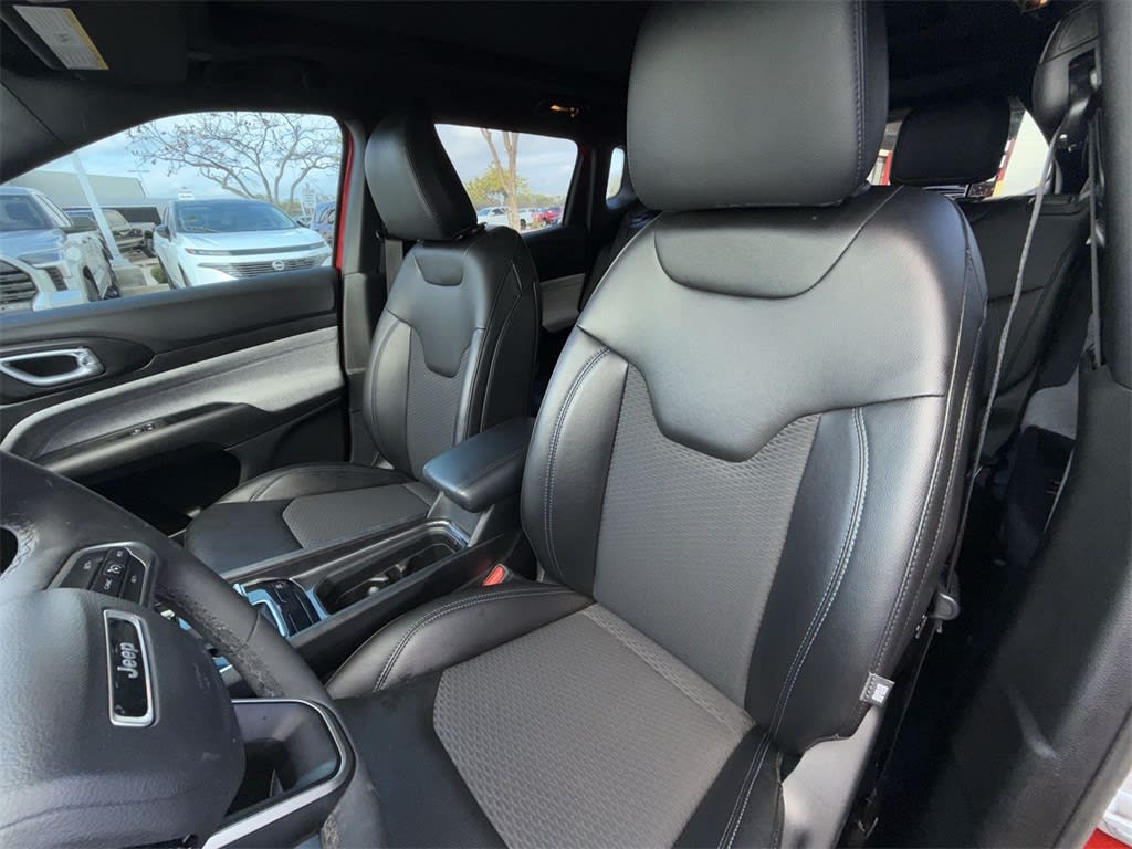 Thumbnail: 2023 Jeep Compass - 10