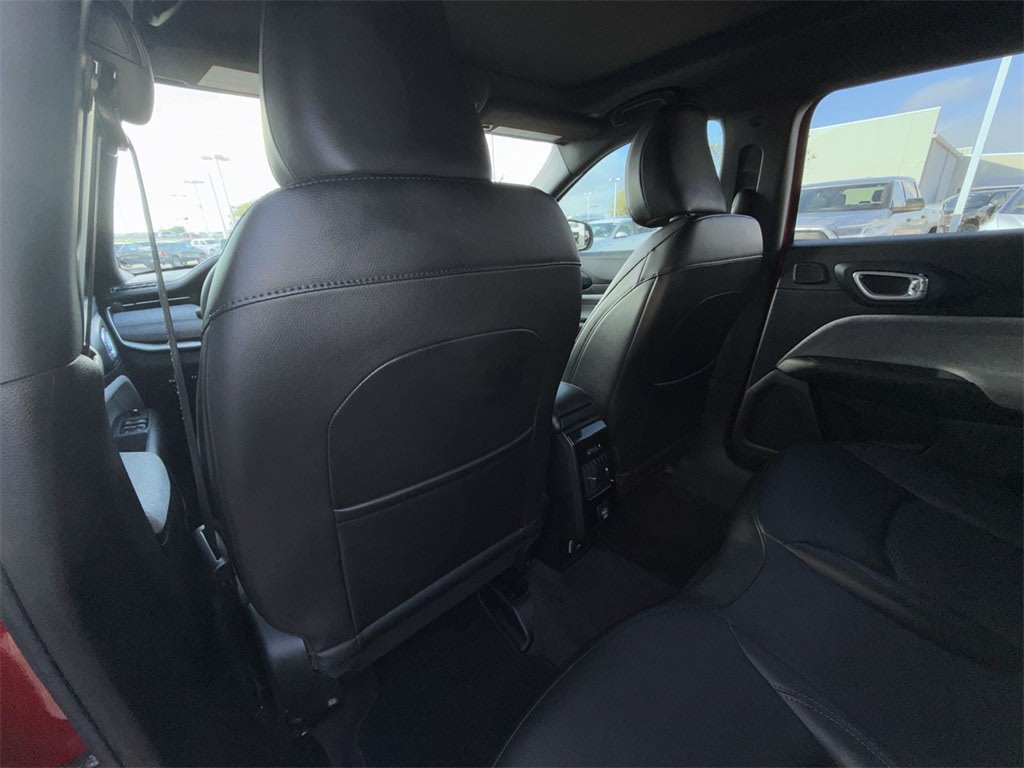 Thumbnail: 2023 Jeep Compass - 12