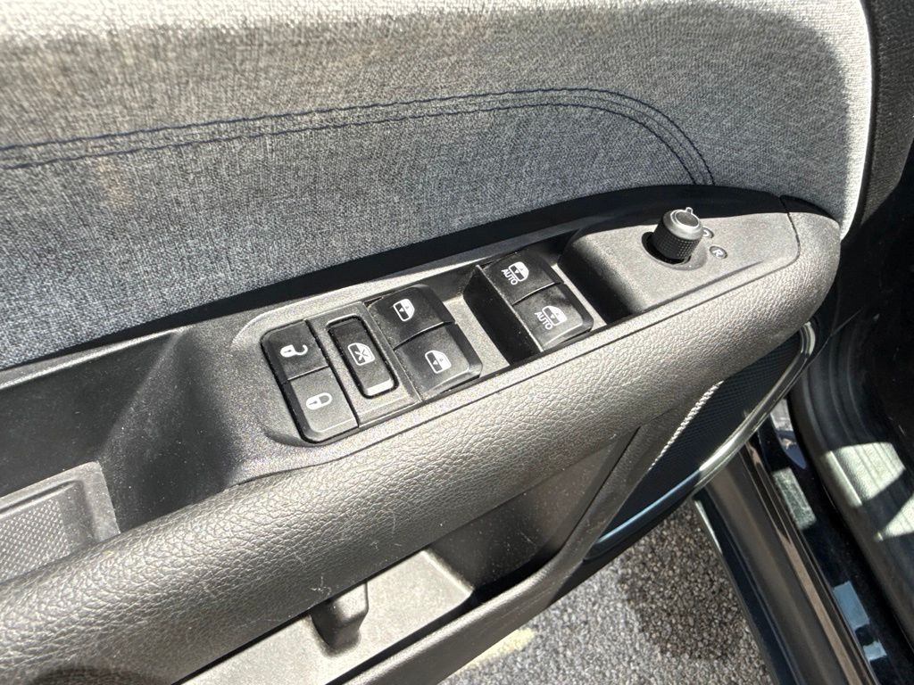 Thumbnail: 2024 Jeep Compass - 19