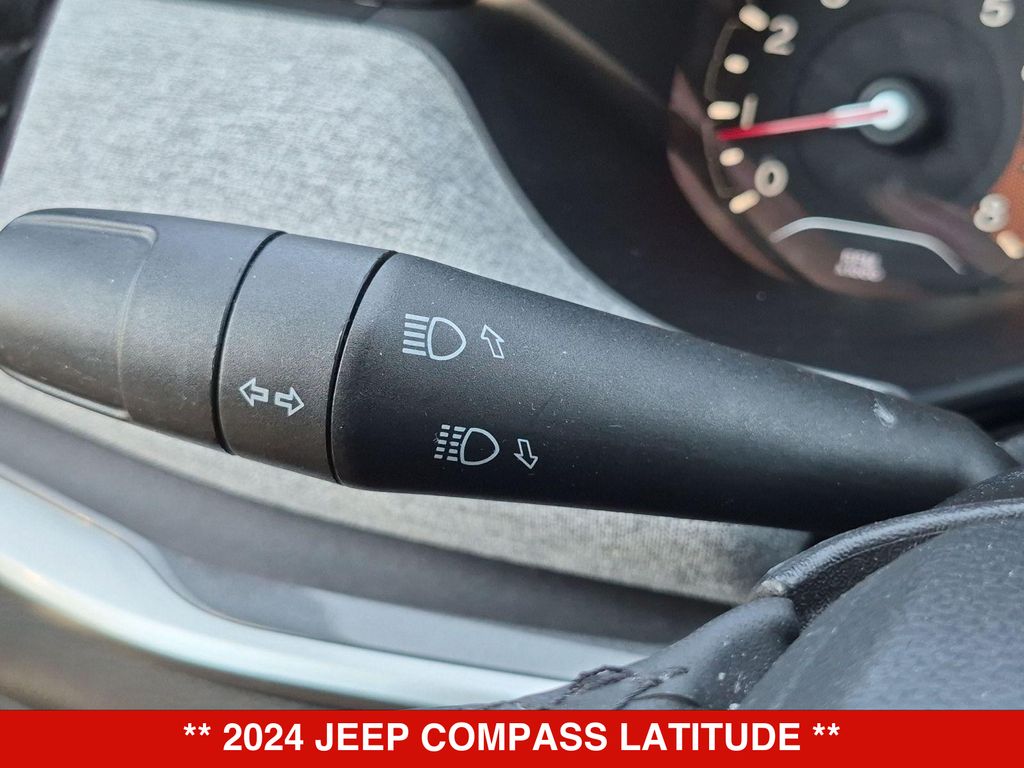 Thumbnail: 2024 Jeep Compass - 16