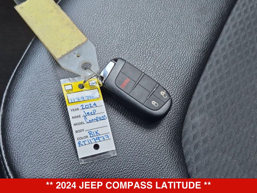 Thumbnail: 2024 Jeep Compass - 33