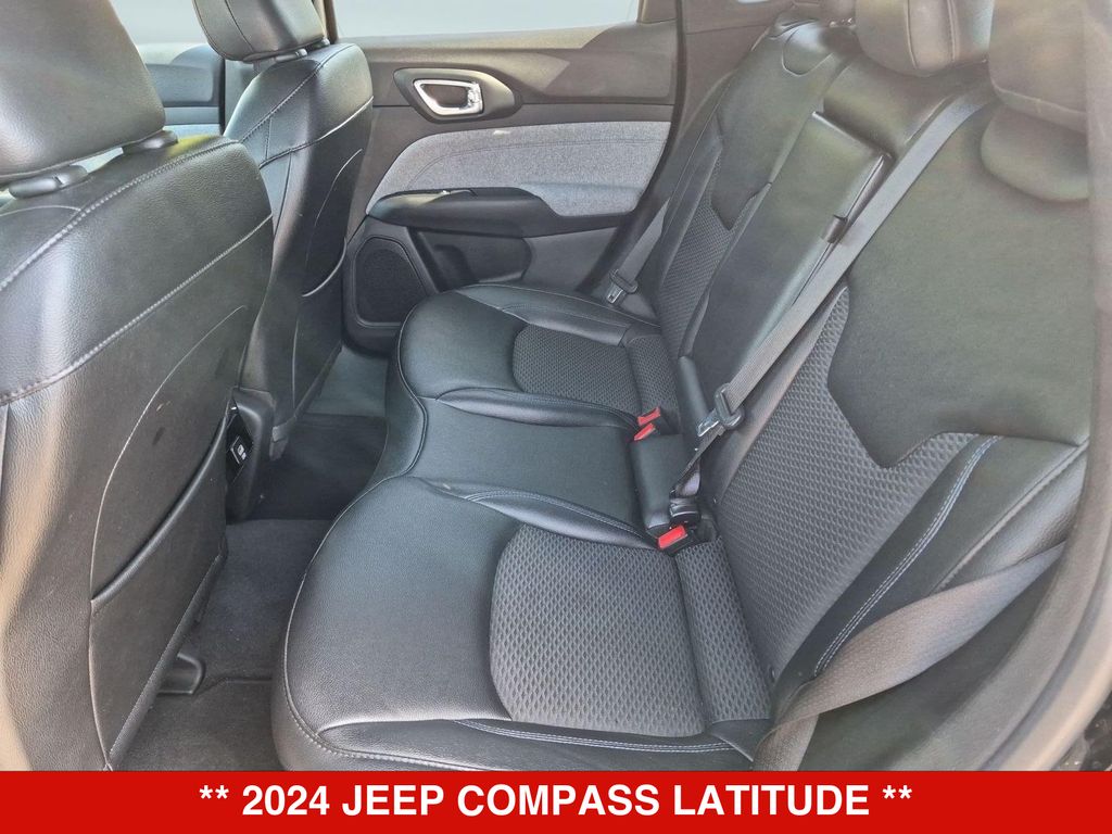 Thumbnail: 2024 Jeep Compass - 25