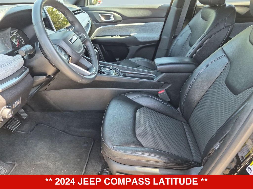 Thumbnail: 2024 Jeep Compass - 11