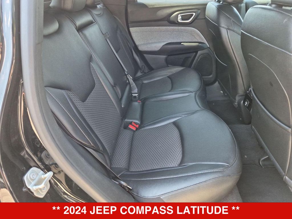 Thumbnail: 2024 Jeep Compass - 26