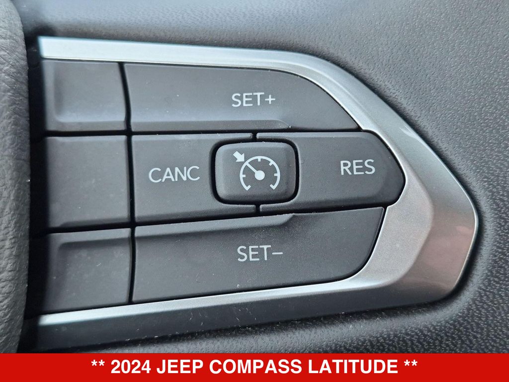 Thumbnail: 2024 Jeep Compass - 29