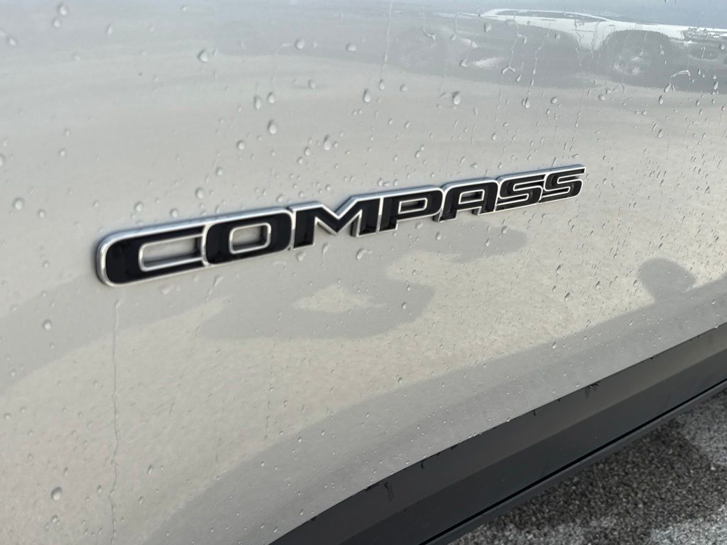 Thumbnail: 2024 Jeep Compass - 20