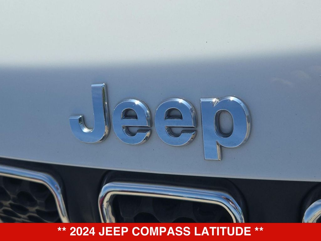 Thumbnail: 2024 Jeep Compass - 24