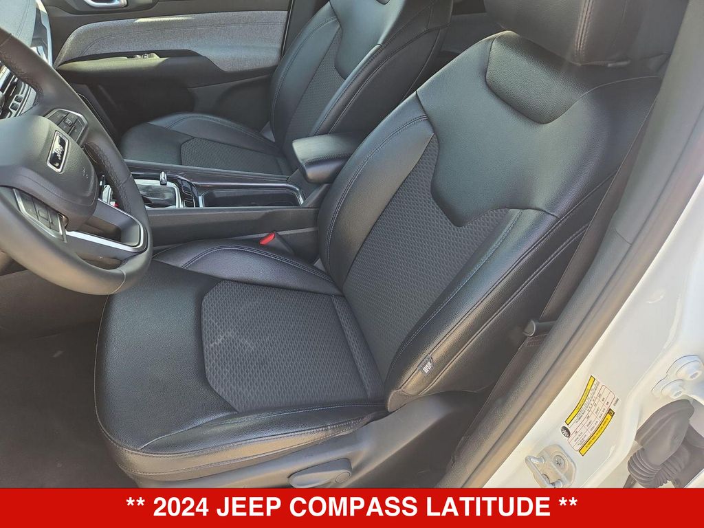 Thumbnail: 2024 Jeep Compass - 10
