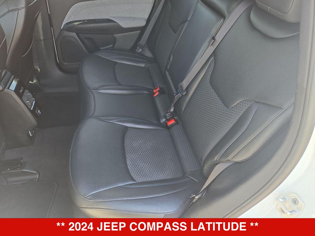 Thumbnail: 2024 Jeep Compass - 12