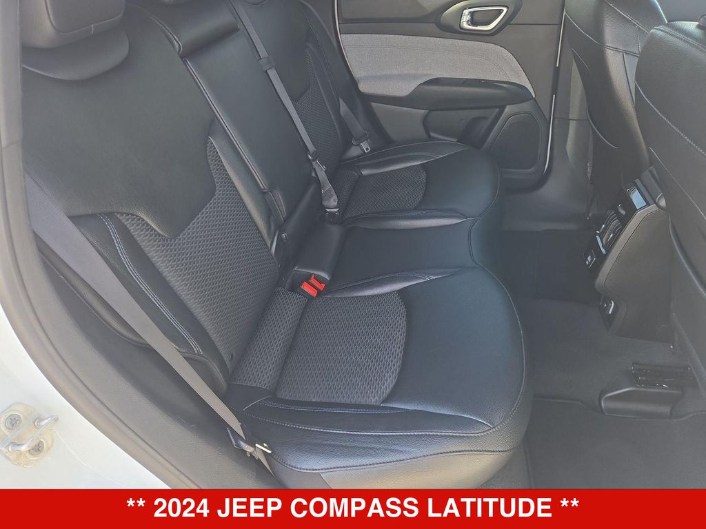 Thumbnail: 2024 Jeep Compass - 26