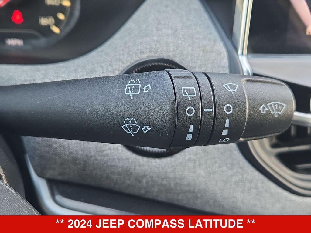Thumbnail: 2024 Jeep Compass - 29