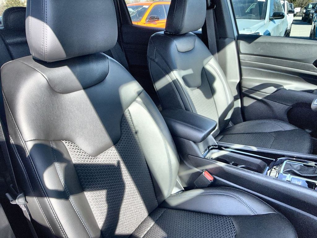 Thumbnail: 2026 Jeep Compass - 12