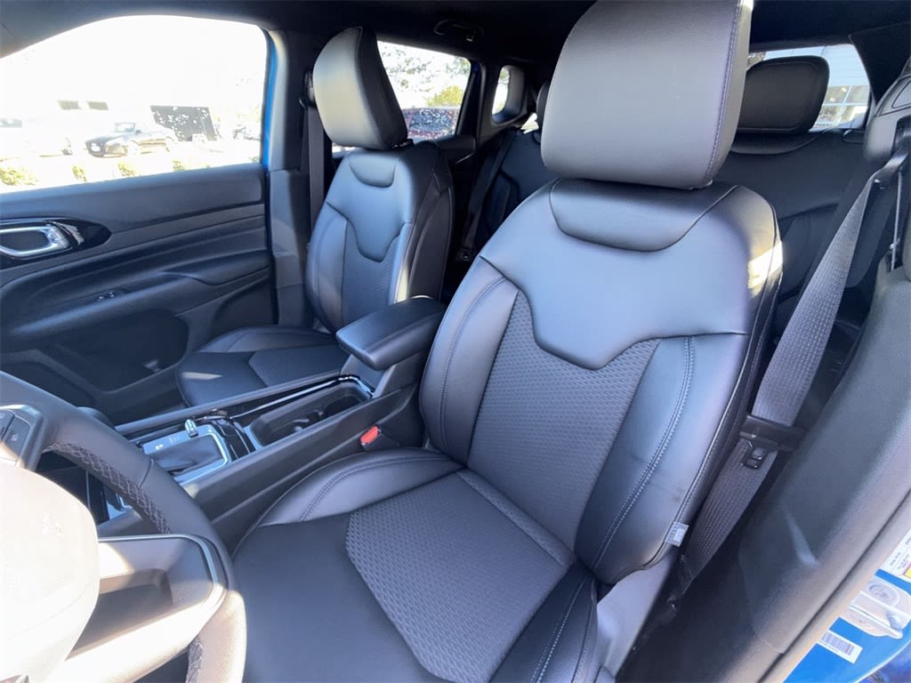 Thumbnail: 2026 Jeep Compass - 11