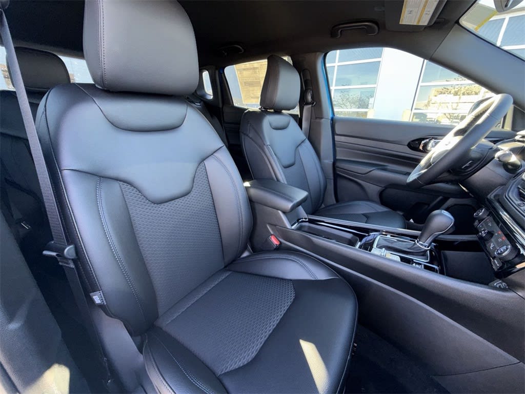 Thumbnail: 2026 Jeep Compass - 12