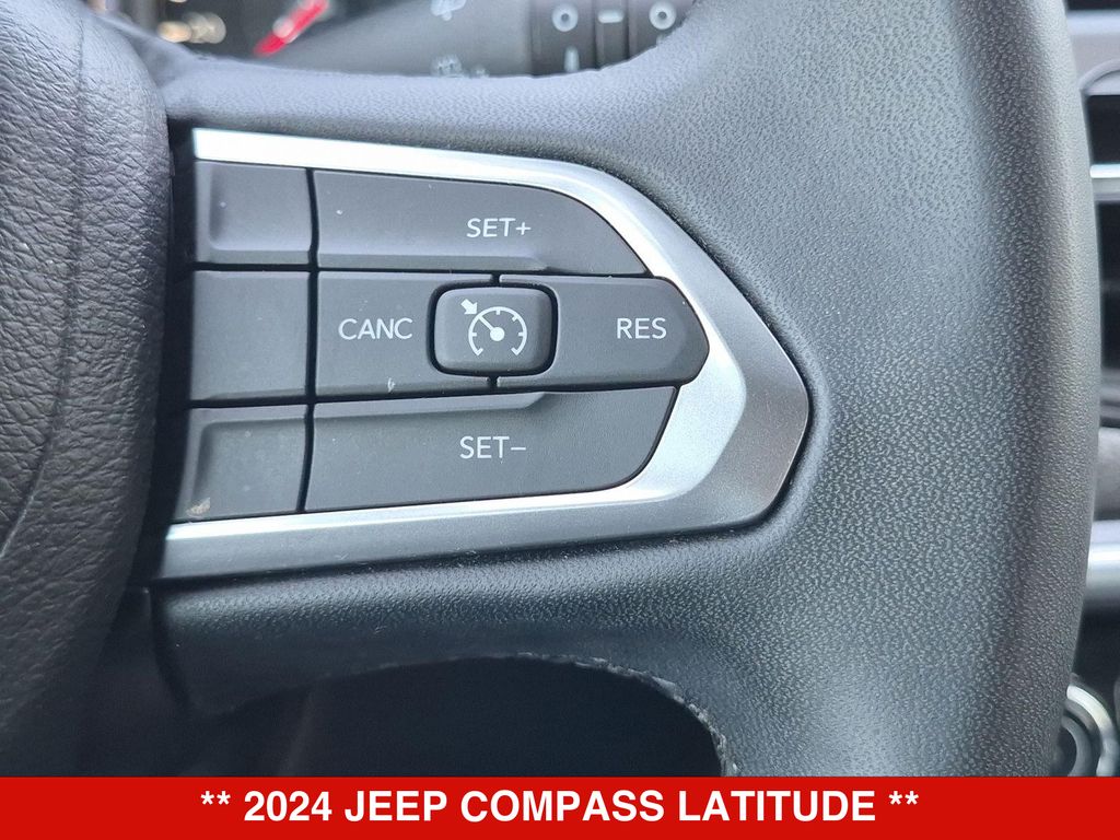 Thumbnail: 2024 Jeep Compass - 28