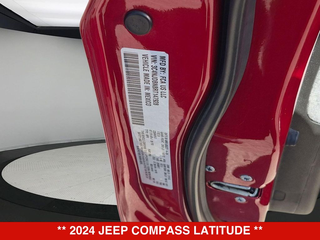 Thumbnail: 2024 Jeep Compass - 18
