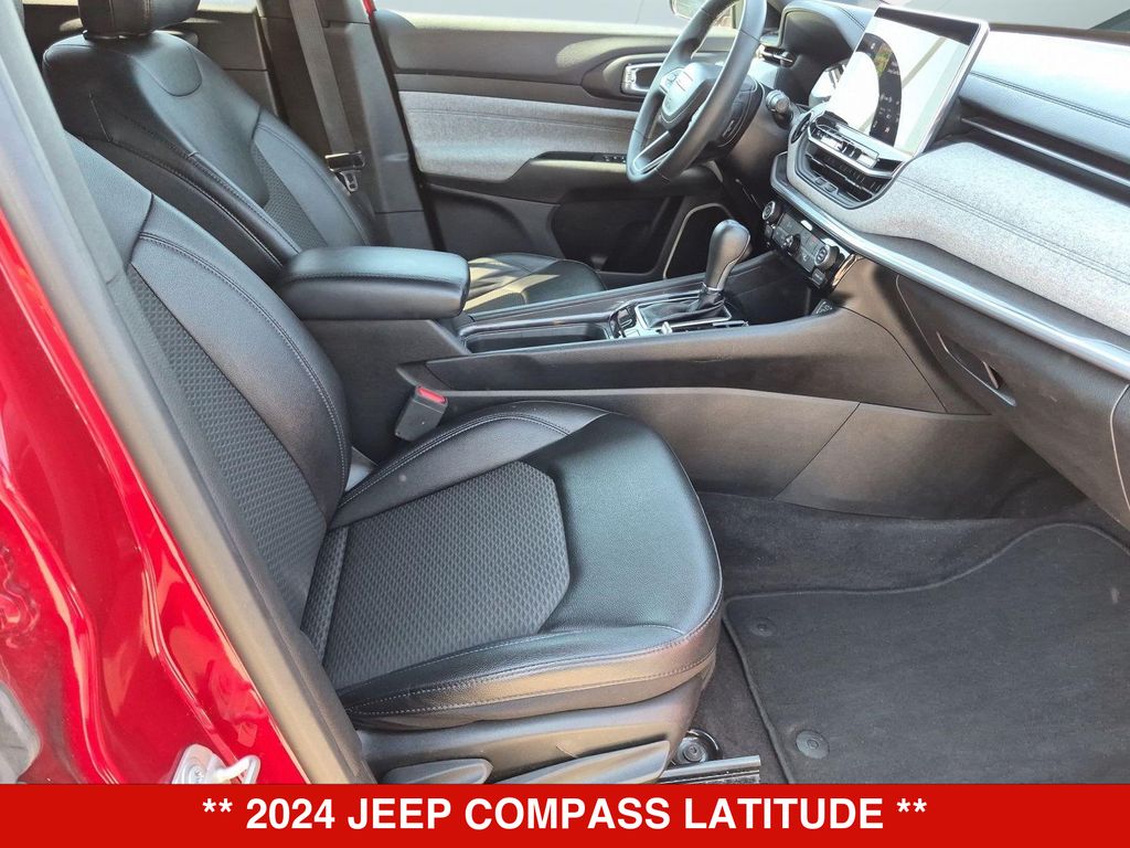 Thumbnail: 2024 Jeep Compass - 11